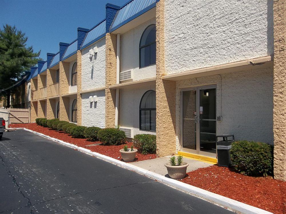 Motel Baymont By Wyndham Northwood Zewnętrze zdjęcie