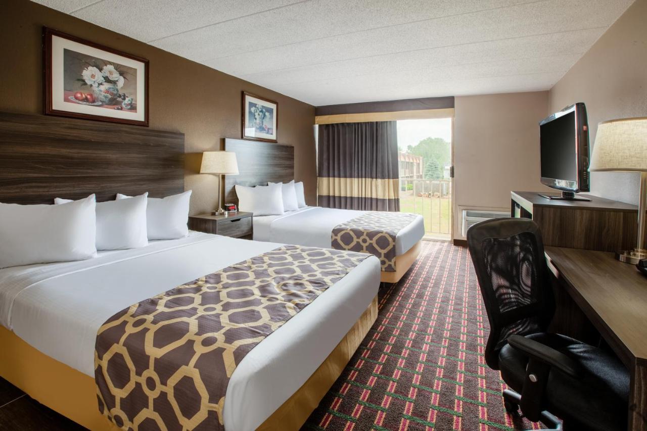 Motel Baymont By Wyndham Northwood Zewnętrze zdjęcie