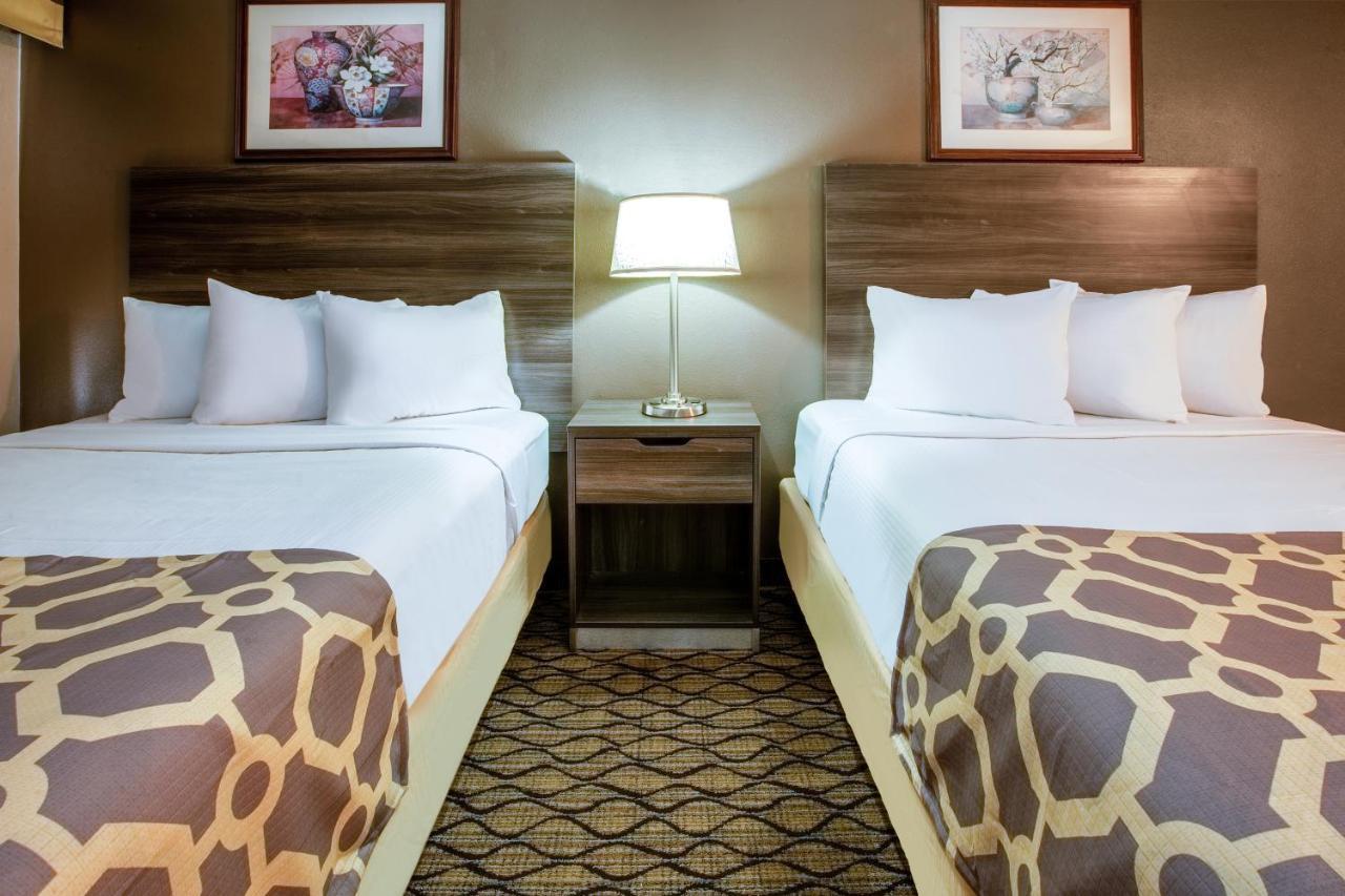 Motel Baymont By Wyndham Northwood Zewnętrze zdjęcie