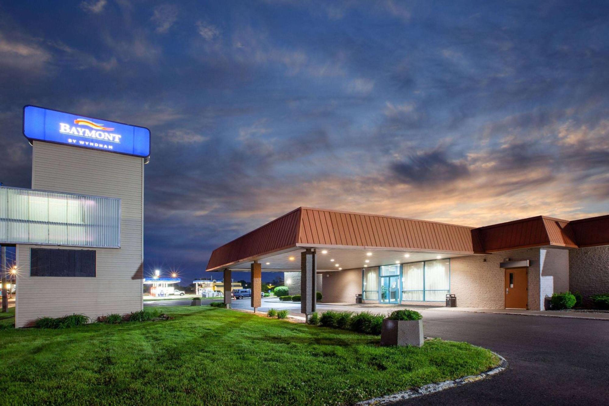 Motel Baymont By Wyndham Northwood Zewnętrze zdjęcie